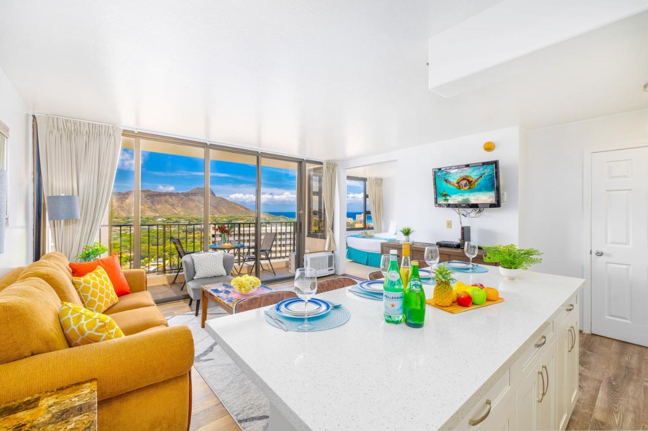Beautiful Ocean And Diamond Head Views With Parking Lägenhet Honolulu Exteriör bild